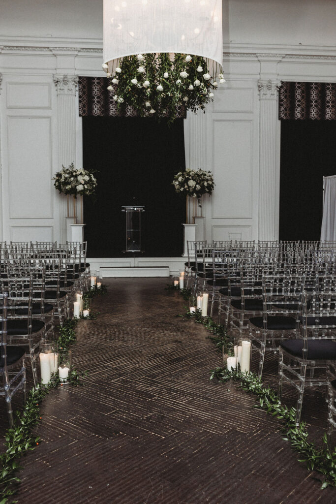 sleek and elegant ceremony space in downtown club by cescaphe
