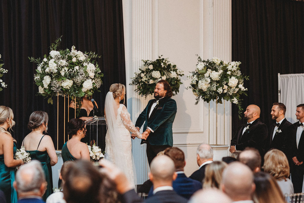 elegant and intimate wedding ceremony at the downtown club in philadelphia