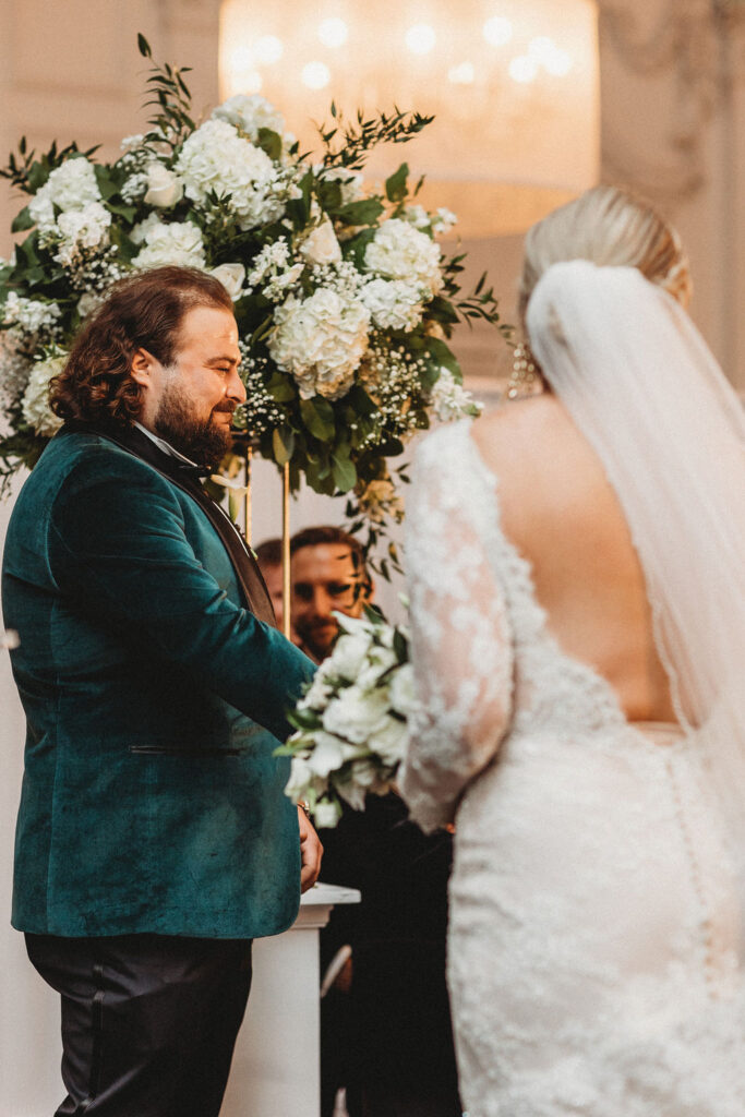 elegant and intimate wedding ceremony at the downtown club in philadelphia