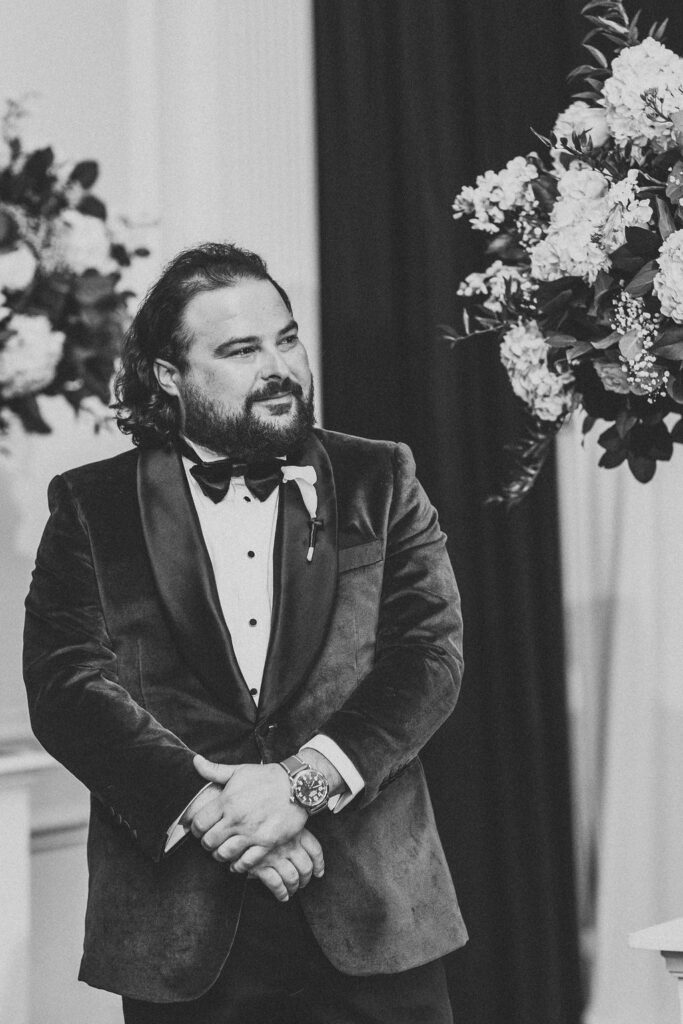 groom waiting at the altar in downtown club philadelphia